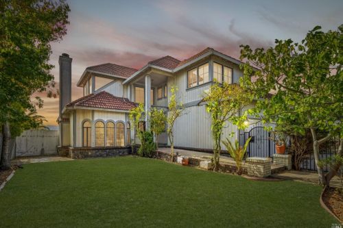 141 Great Circle Dr, Mill Valley, CA 94941-3267