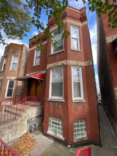 3243 Union Ave, Chicago, IL 60616-3409