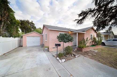 5581 Danny Ave, Cypress, CA 90630-2309