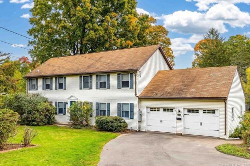 50 Main St, East Hampton, CT 06424-1043