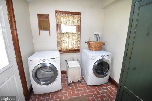 701 Rutt Rd, Bangor PA 18013-9602 exterior