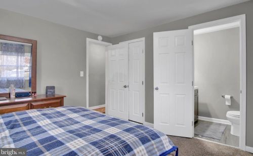 605 Spring Garden St, Carlisle PA  17013-9264 exterior