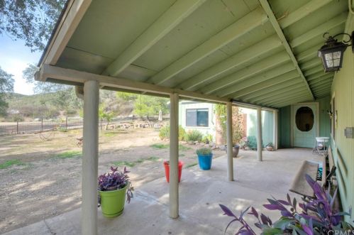 19535 Casner Rd, Ramona, CA 92065-6330