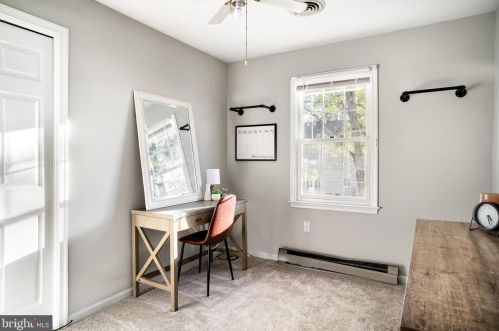 23 Berkeley Ct, Charles Town WV  25414-4221 exterior