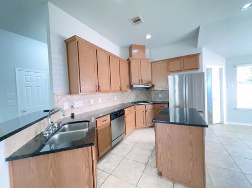 22027 Castle Hawk Trl, Richmond TX  77407-5557 exterior