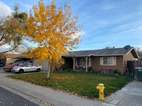 1816 Glouster Way, Modesto, CA 95350-0412