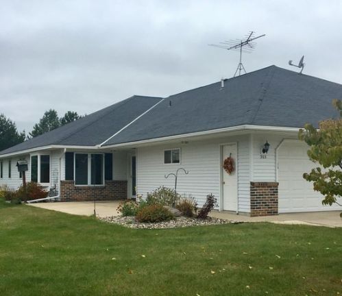 303 Circle View Dr, Dassel, MN 55325-1075