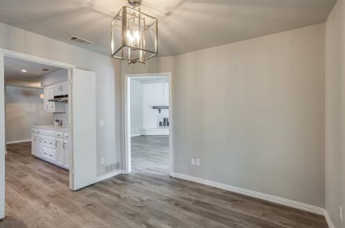 3712 Cemetery Hl Rd, Carrollton TX 75007-5651 exterior