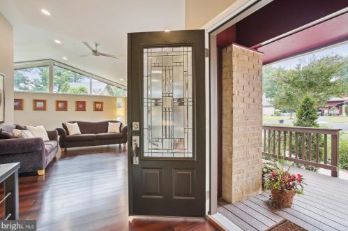 7803 Appledore Ct, Falls Church, VA 22043-3140