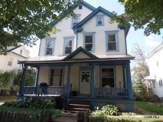 922 Bucknell Ave, Johnstown PA  15905-2214 exterior