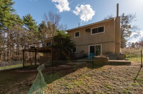 19 Madera Cir, Nashua, NH 03062-4464