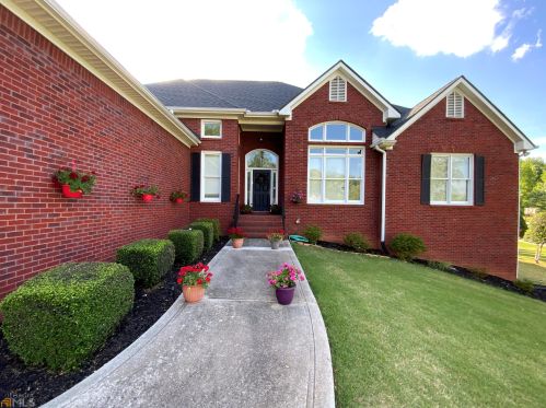 160 Reserve Dr, Porterdale, GA 30014-5898