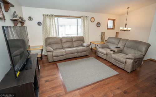 15863 Gooseberry Way, Saint Paul MN  55124-5141 exterior