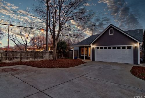 3 Dorset Ct, Chico, CA 95973-9179