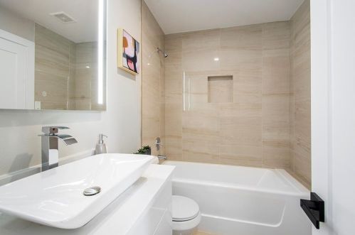 7101 Claybrook Dr, Dallas TX  75231-5605 exterior