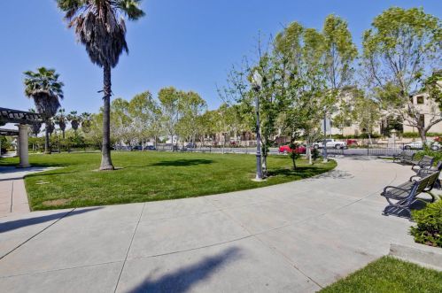 333 Celebration Dr, Milpitas CA 95035-8765 exterior