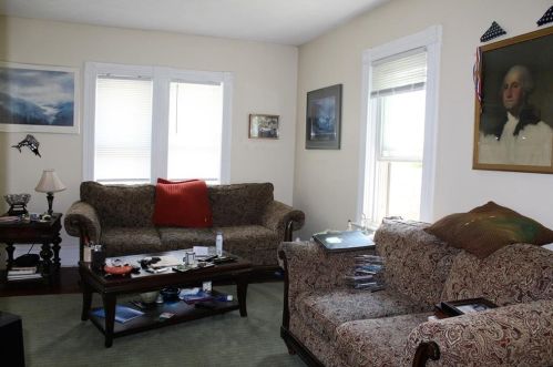 137 Old Main St, Lincoln, RI 02838-1615