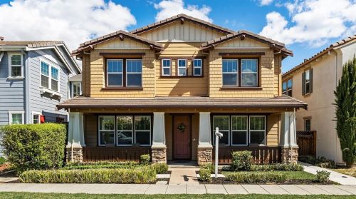 385 Alameda Dr, Tracy, CA 95391-1144
