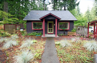 24205 Evergreen Park St, Welches OR  97067-9731 exterior