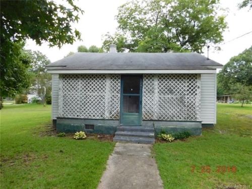 5208 Dellinger Cir, Flay, NC 28021-9177