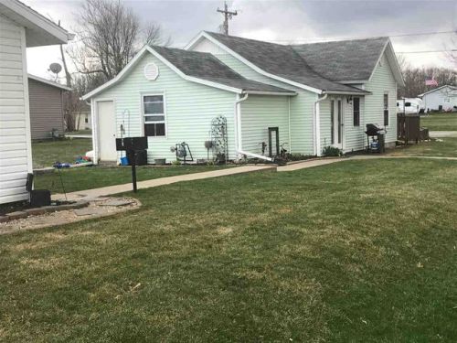 600 1st Ave, Richland Grove, IL 61281-8589