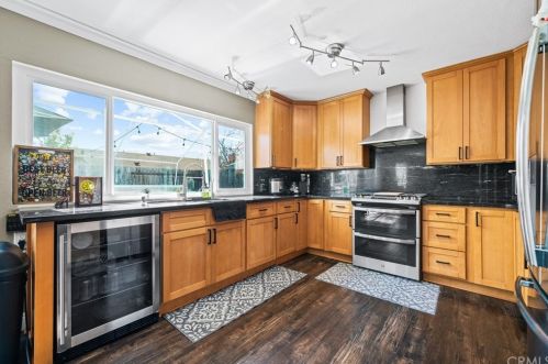 4200 Alderdale Ave, Anaheim CA  92807-2837 exterior