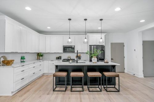 818 Flat Shoals Way, Atlanta GA  30316-2138 exterior