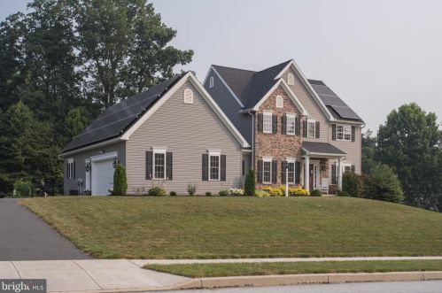 735 Northpoint Rd, Gap, PA