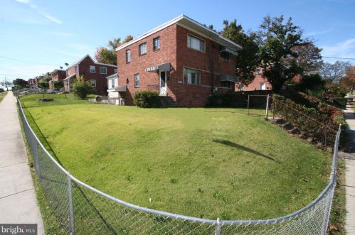 1211 Ruatan St, Silver Spring MD  20903-3322 exterior