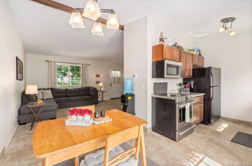 3902 Pagosa St, Denver CO  80013-3210 exterior