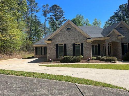 8744 Camron Dr, Winston, GA 30187-2374