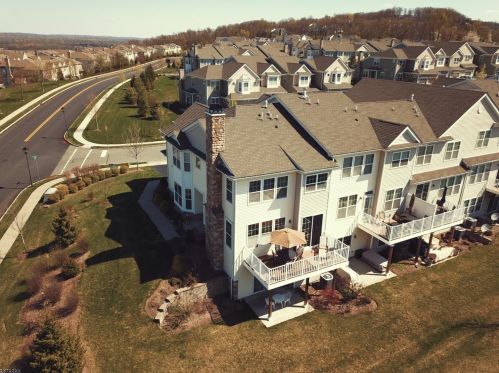 2 Alexanders Rd, Hackettstown, NJ 07840-3834