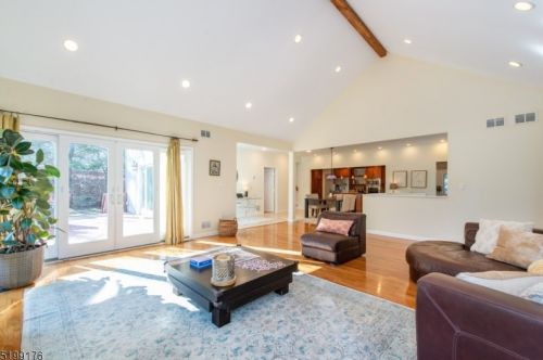 2 Brookview Cir, Dover NJ  07869-4636 exterior