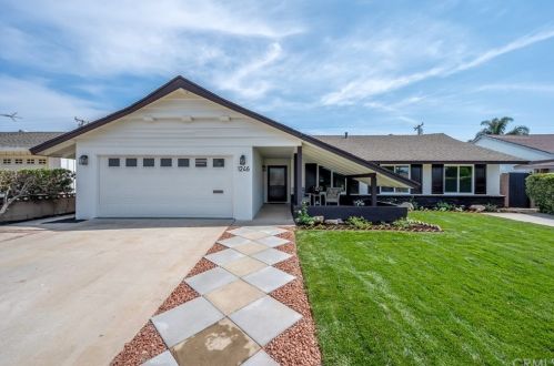 1246 Quincy Ave, Orange, CA 92867-5828