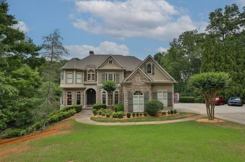 8069 Kenstone Ct, Atlanta, GA 30350-4160