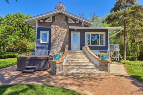 43215 Grandview Ter, Antioch, IL 60002-8958