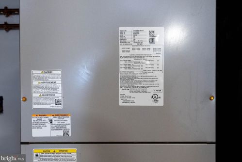 2024 8th St, Philadelphia PA  19122-1304 exterior