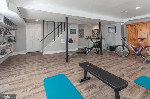 23 Honeybrook Dr, Princeton NJ  08540-7408 exterior