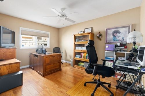 5 Fulton, Irvine CA  92620-3349 exterior