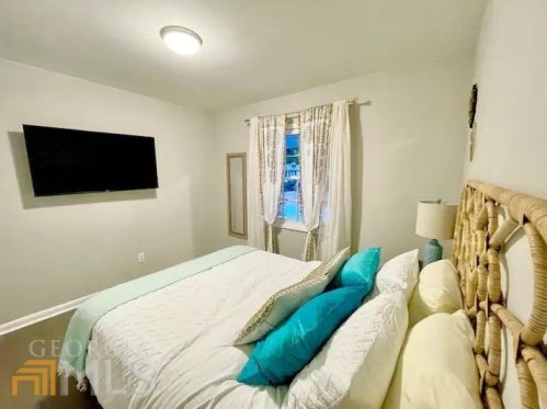 5332 Denny Dr, Atlanta GA  30349-5206 exterior