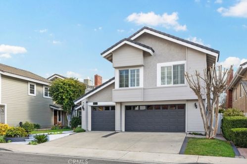 10 Vispera, Irvine CA  92620-2127 exterior