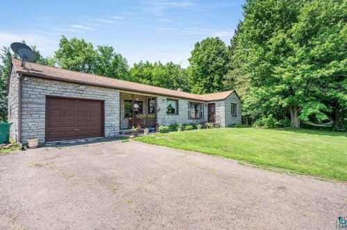 5740 Old Miller Trunk Hwy, Duluth, MN 55811-1222