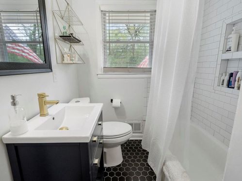 2140 Medfield Trl, Atlanta GA  30345-3010 exterior