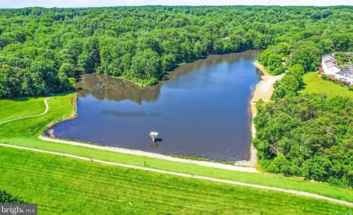 10506 Erik Charles Ct, Springfield VA 22015-2269 exterior