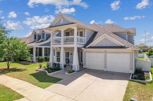 1629 Mary Ln, Aubrey, TX 76227-5707