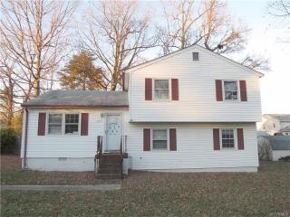 203 Bull Run Dr, Hopewell, VA 23860-4046