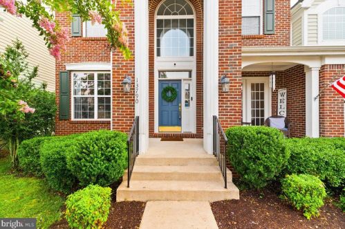 13790 Deacons Way, Gainesville, VA 20155-5883