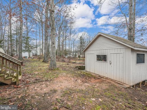 10602 Holleybrooke Dr, Spotsylvania VA  22553-1637 exterior