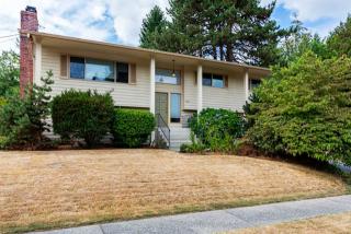 5209 156th Ave, Redmond, WA 98052-5139