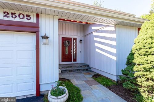 2505 Congreve Ct, Herndon, VA 20171-2719